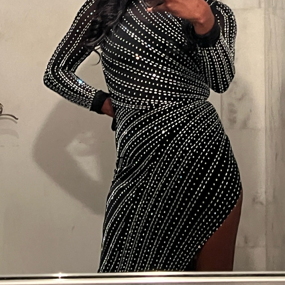 Beautiful birthday dress for sale